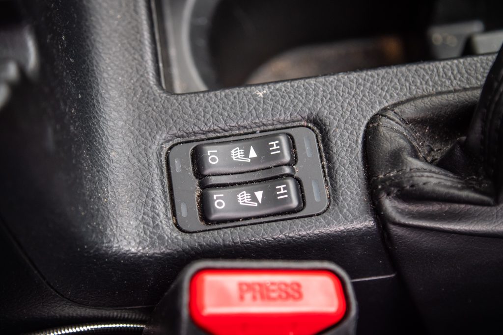 Car Image 16