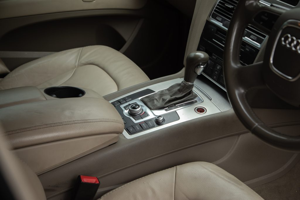 Car Image 12