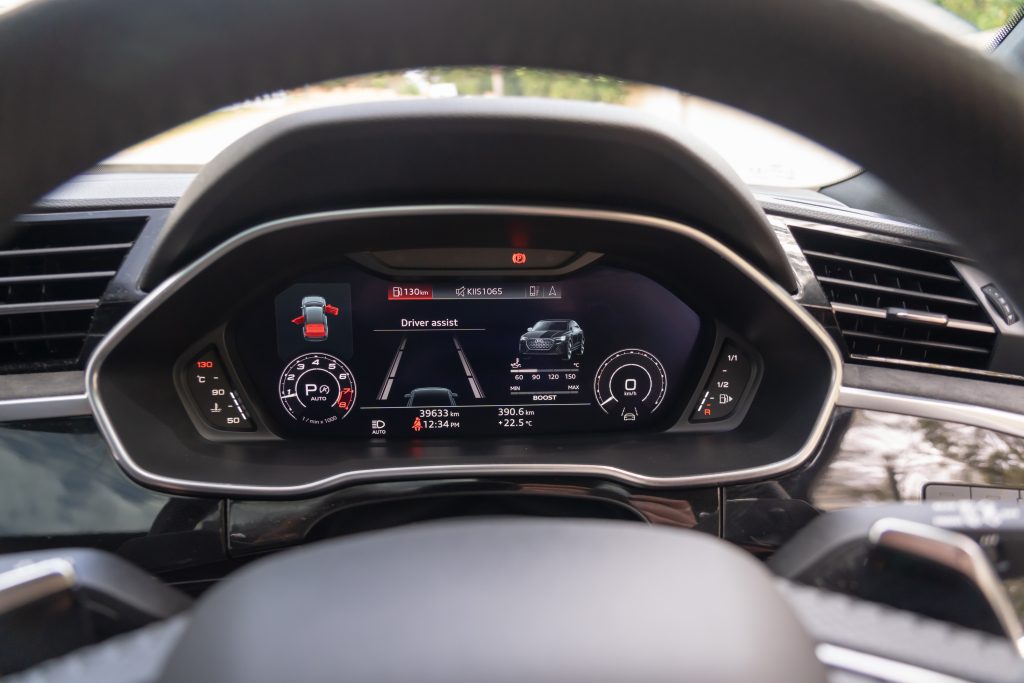 Car Image 17