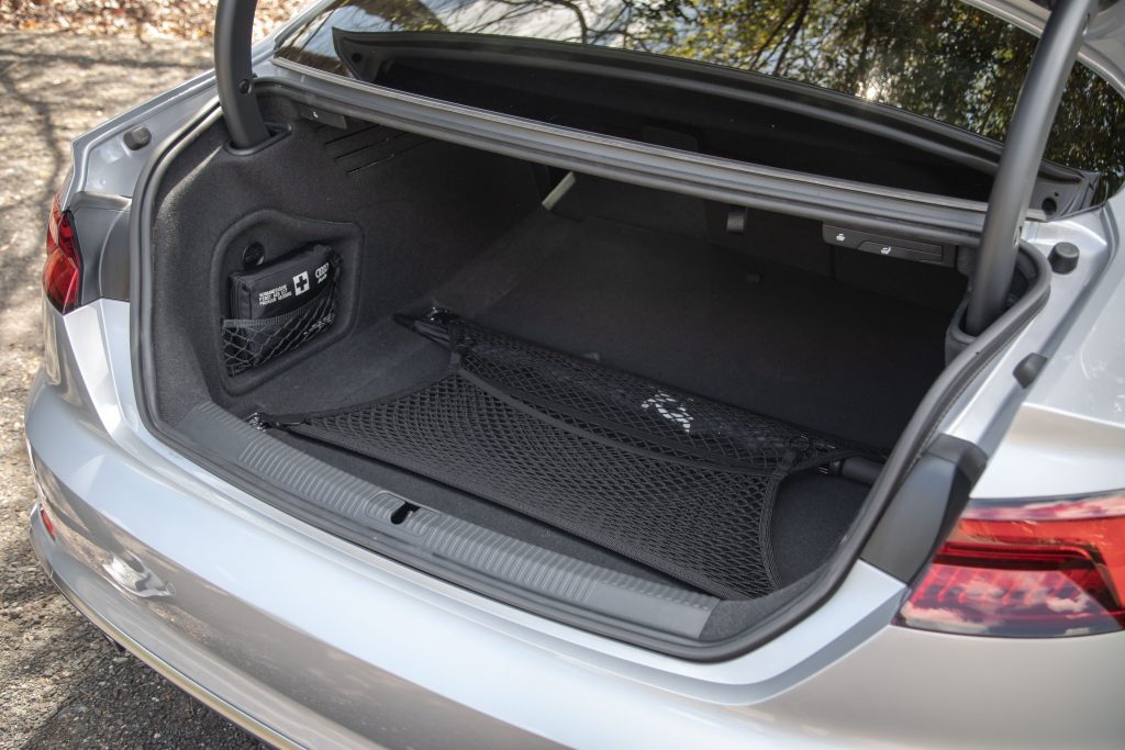 Car Image 18