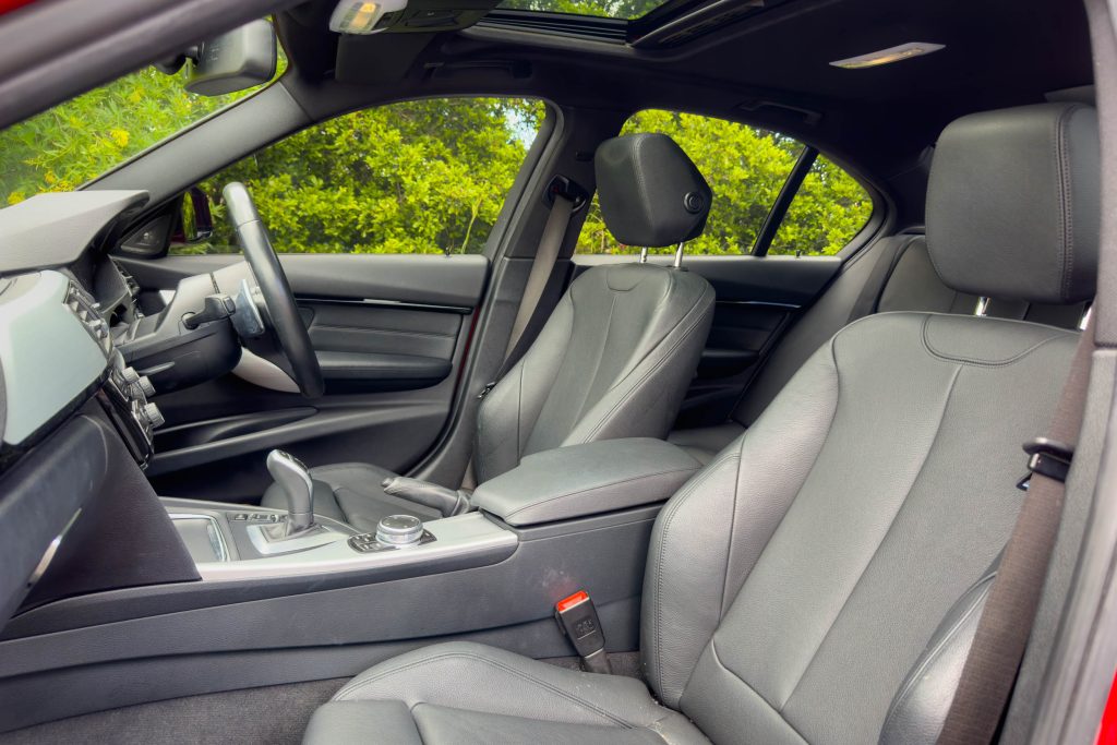 Car Image 20