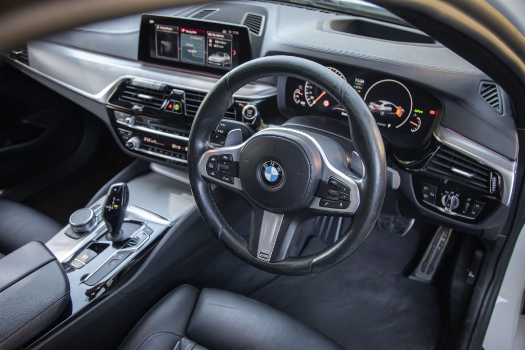 Car Image 13