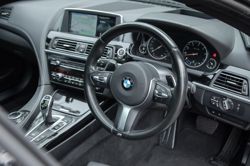 Car Image 14