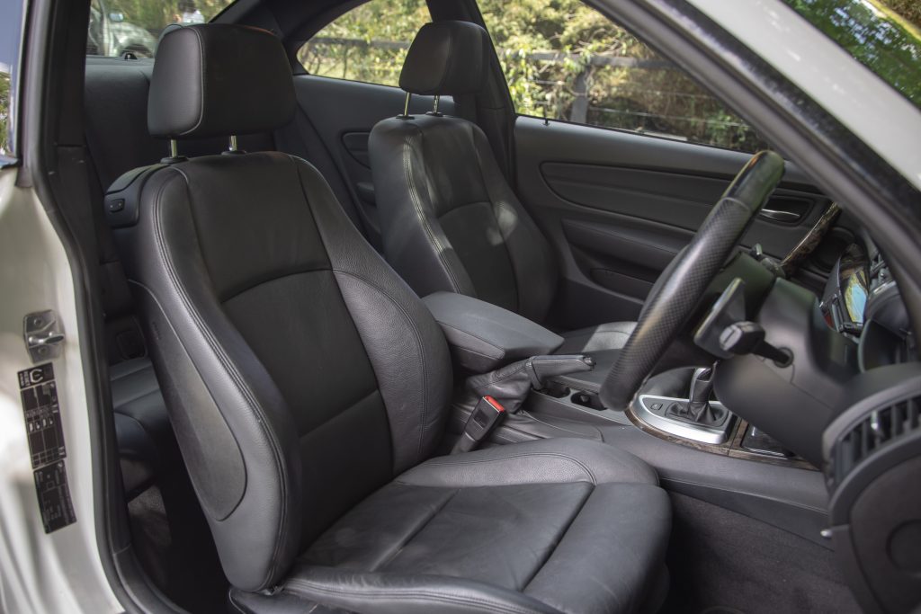 Car Image 16