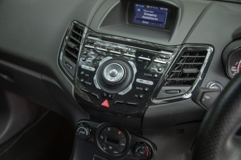 Car Image 14