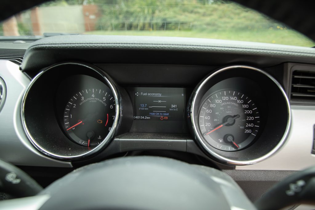 Car Image 16