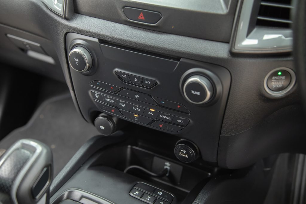 Car Image 19