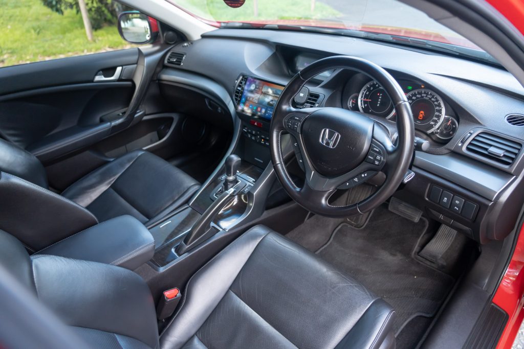 Car Image 11