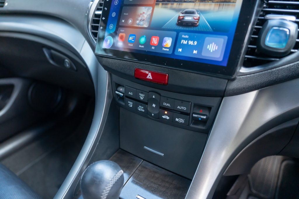 Car Image 18