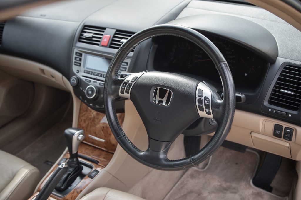 Car Image 11