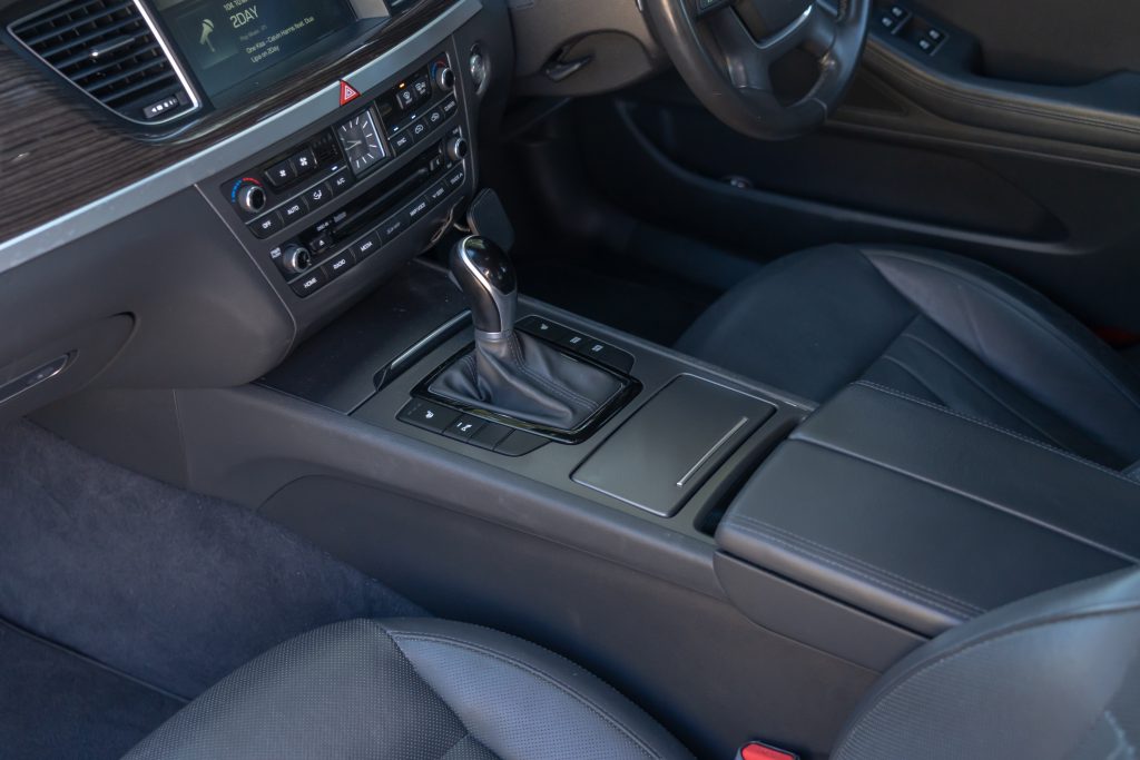 Car Image 13