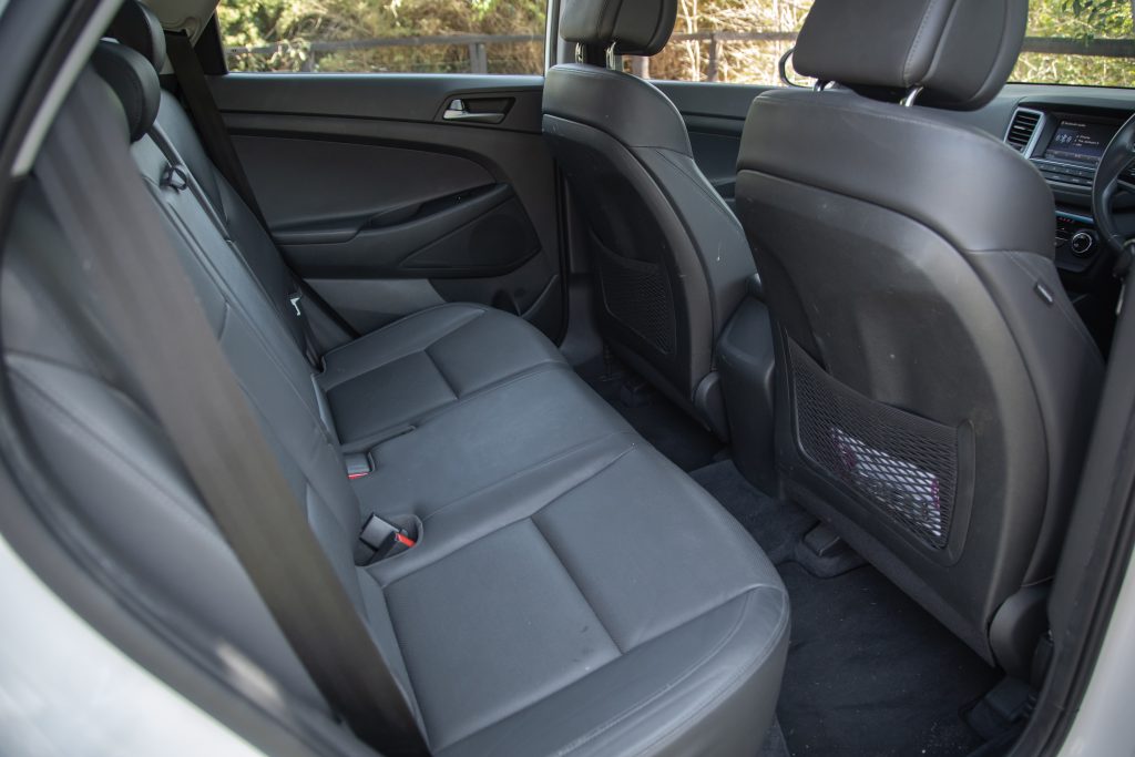 Car Image 16