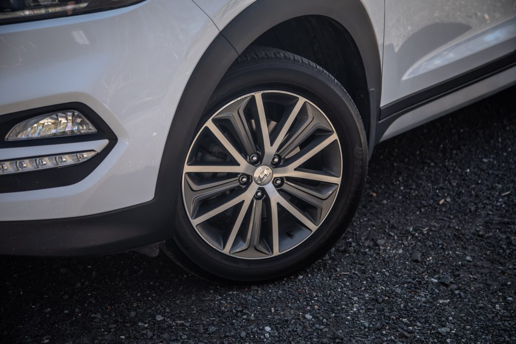 Car Image 9