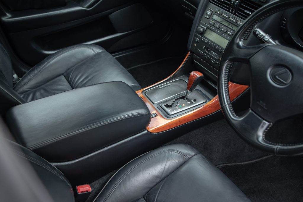 Car Image 13