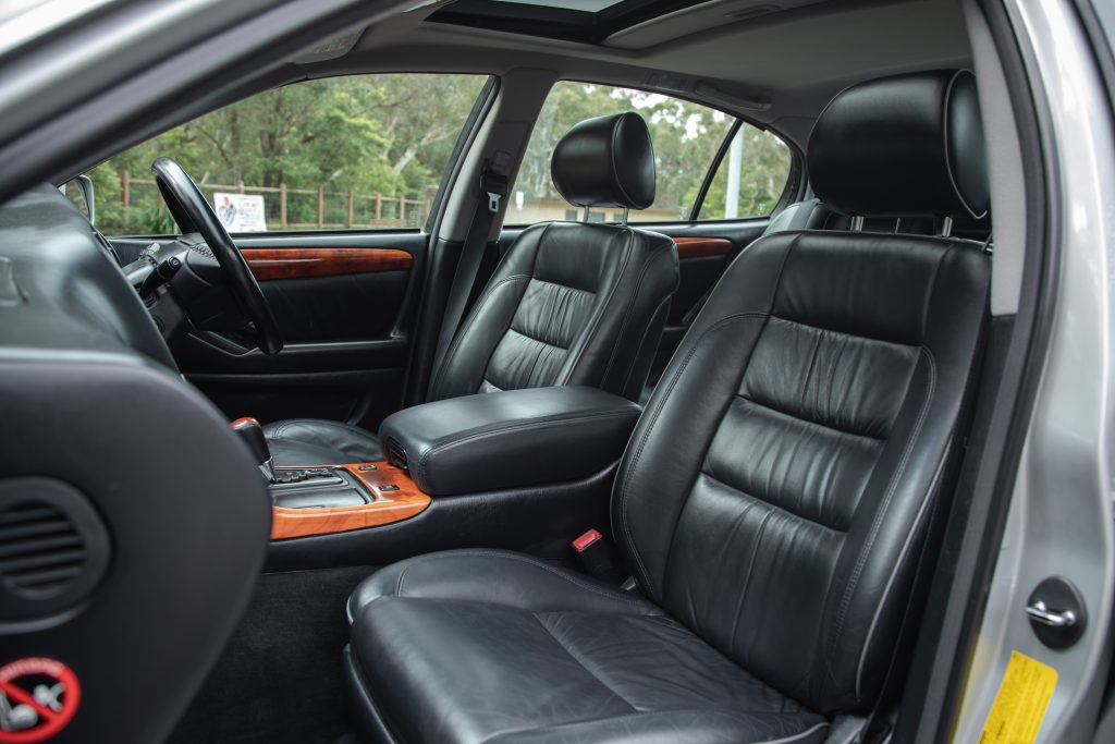 Car Image 17