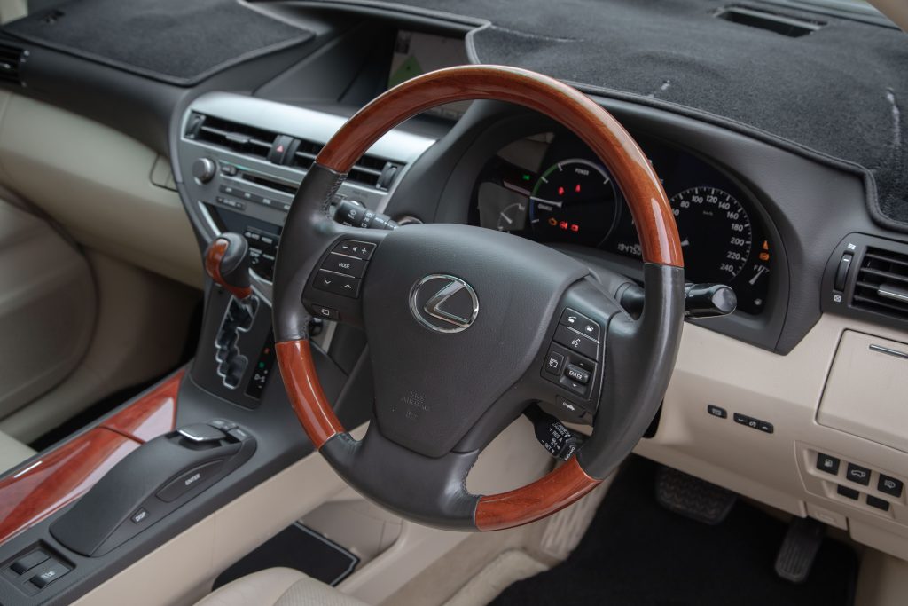 Car Image 14