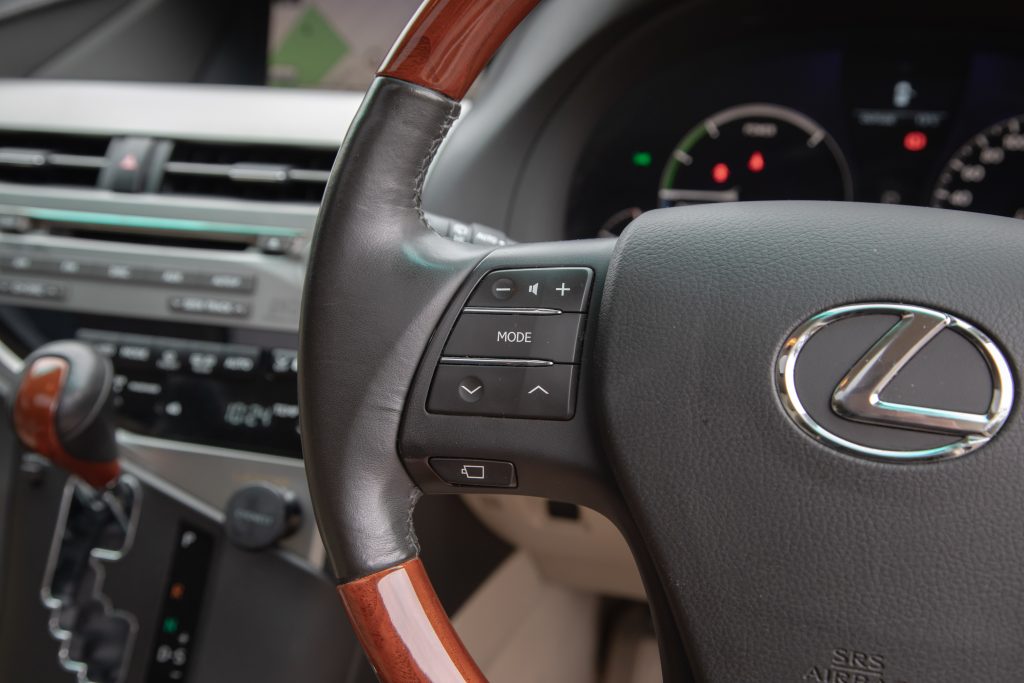 Car Image 19
