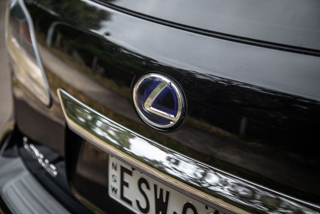 Car Image 9