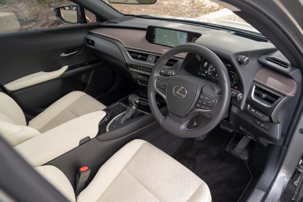 Car Image 13
