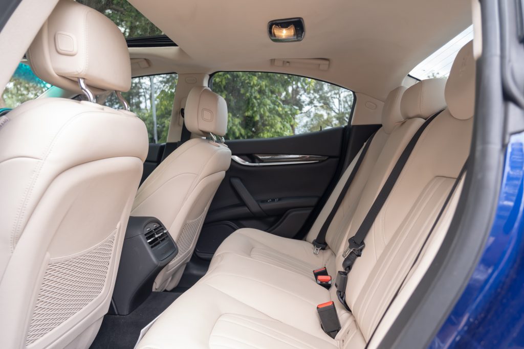 Car Image 23