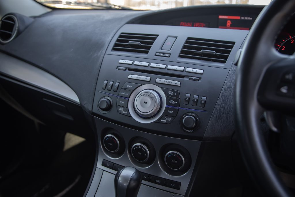 Car Image 12