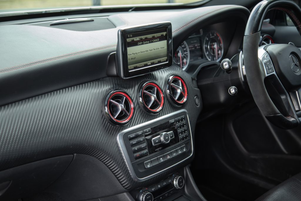 Car Image 15