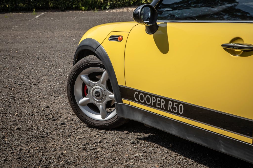 Car Image 18