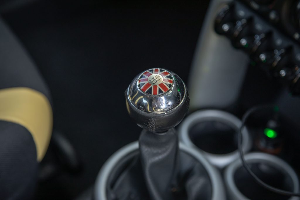 Car Image 17