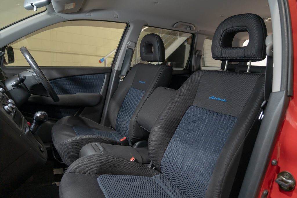 Car Image 15