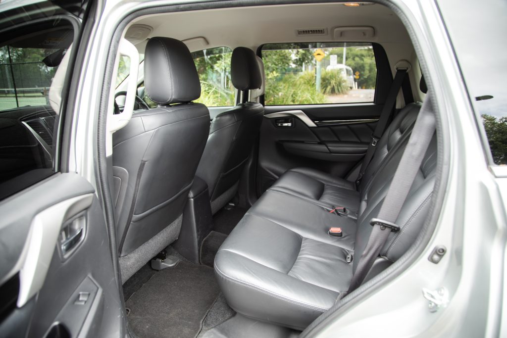 Car Image 17
