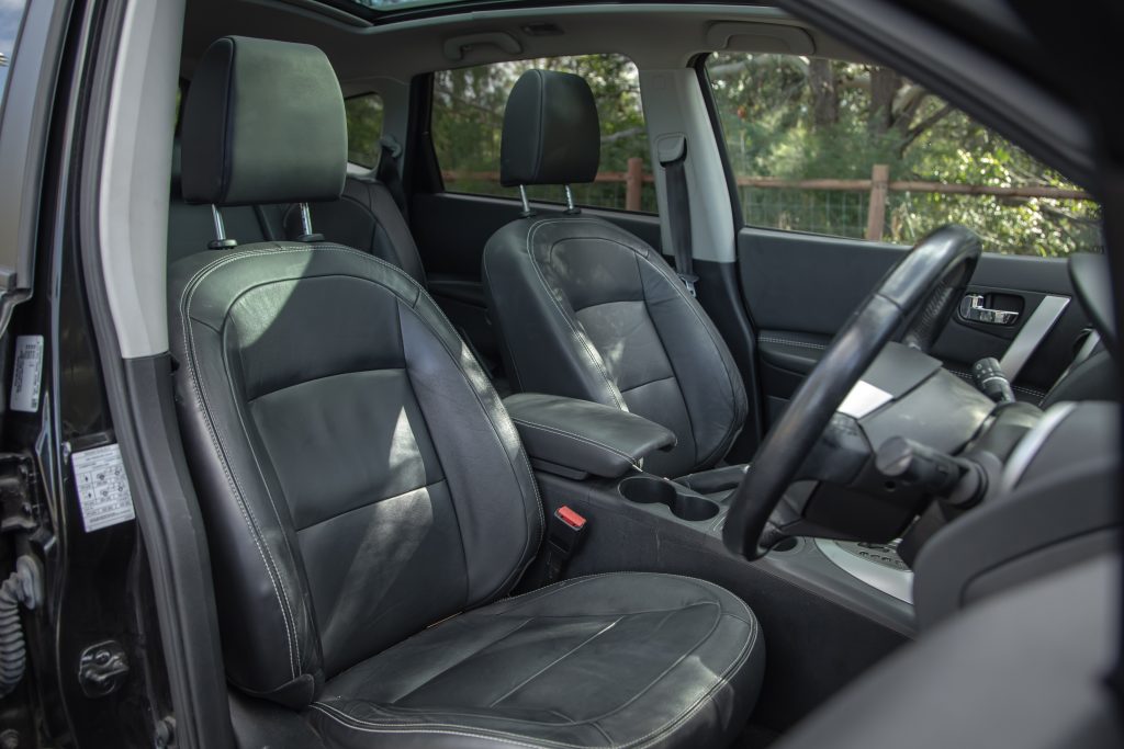 Car Image 11