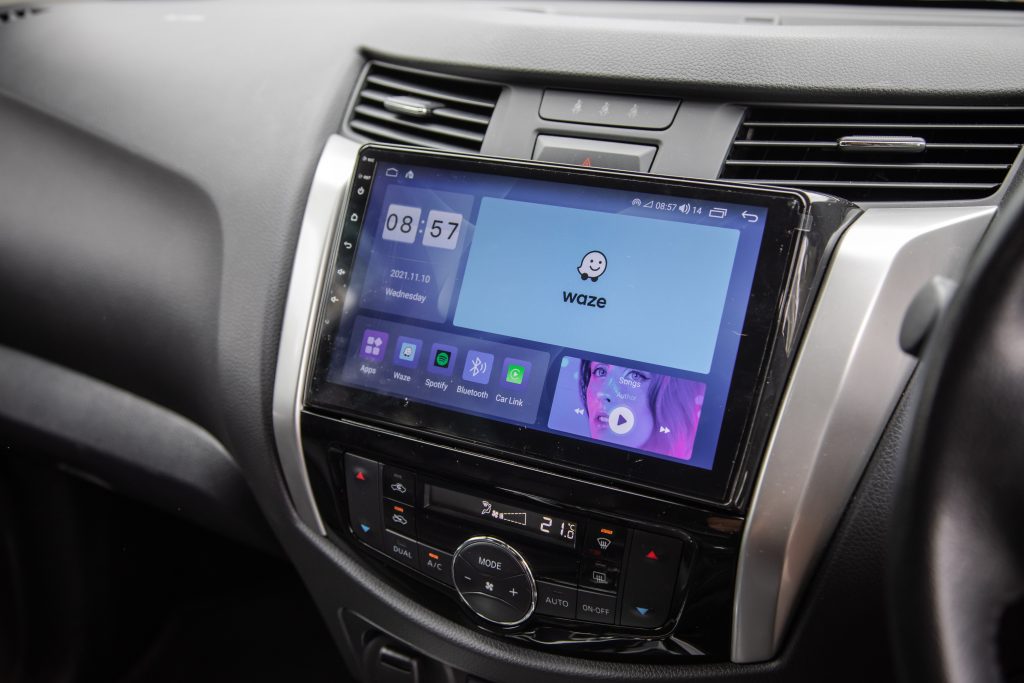 Car Image 14