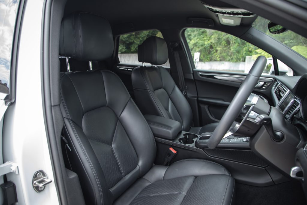 Car Image 15