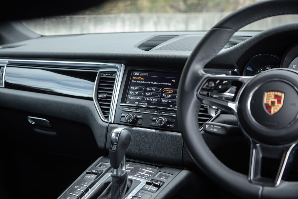 Car Image 16