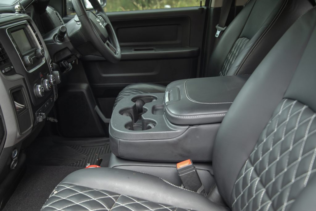 Car Image 16