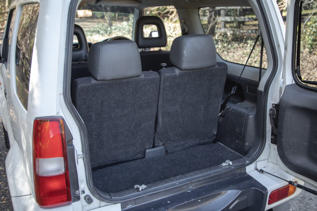 Car Image 13