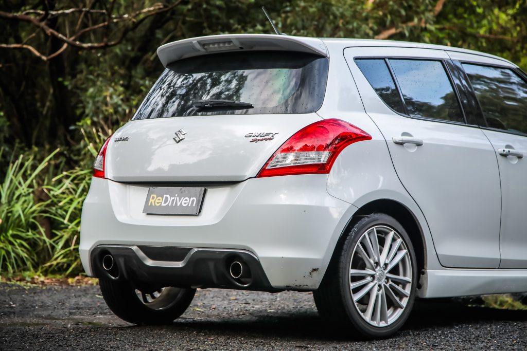 Car Image 11