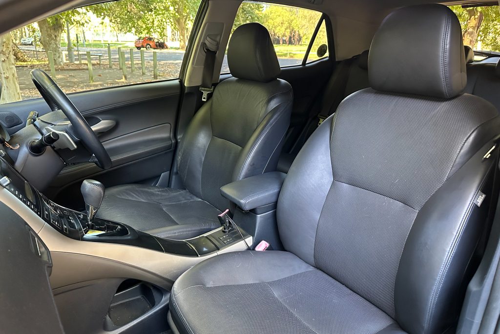 Car Image 12