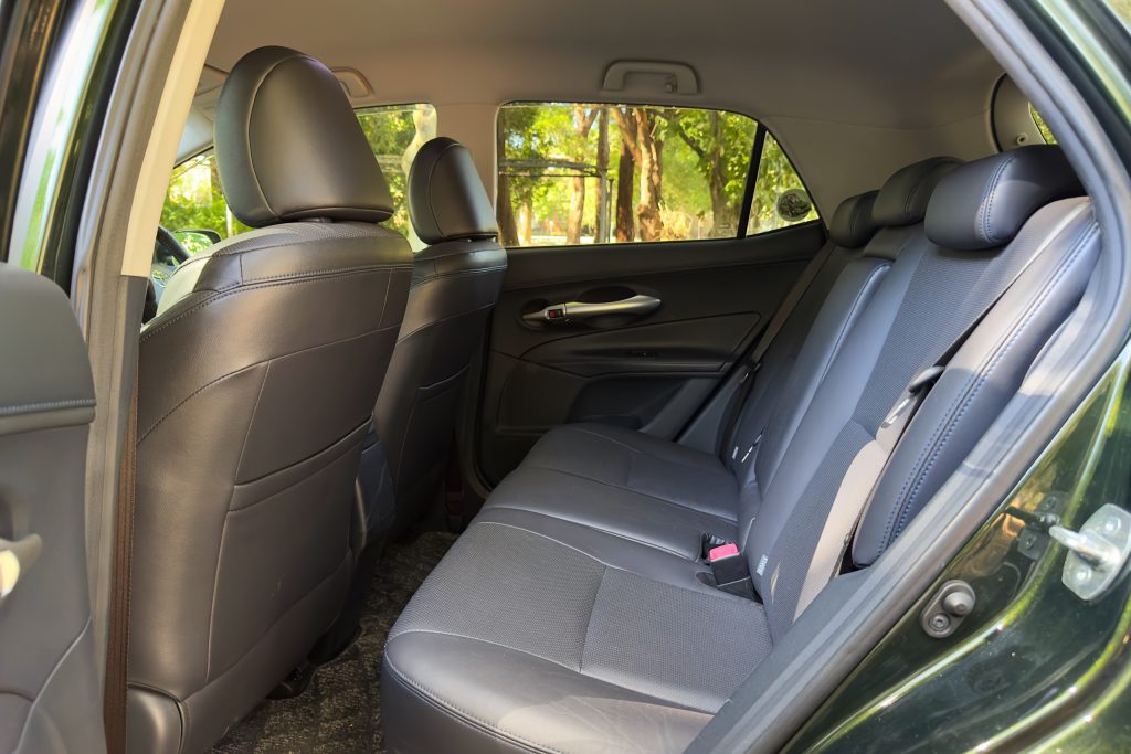 Car Image 18