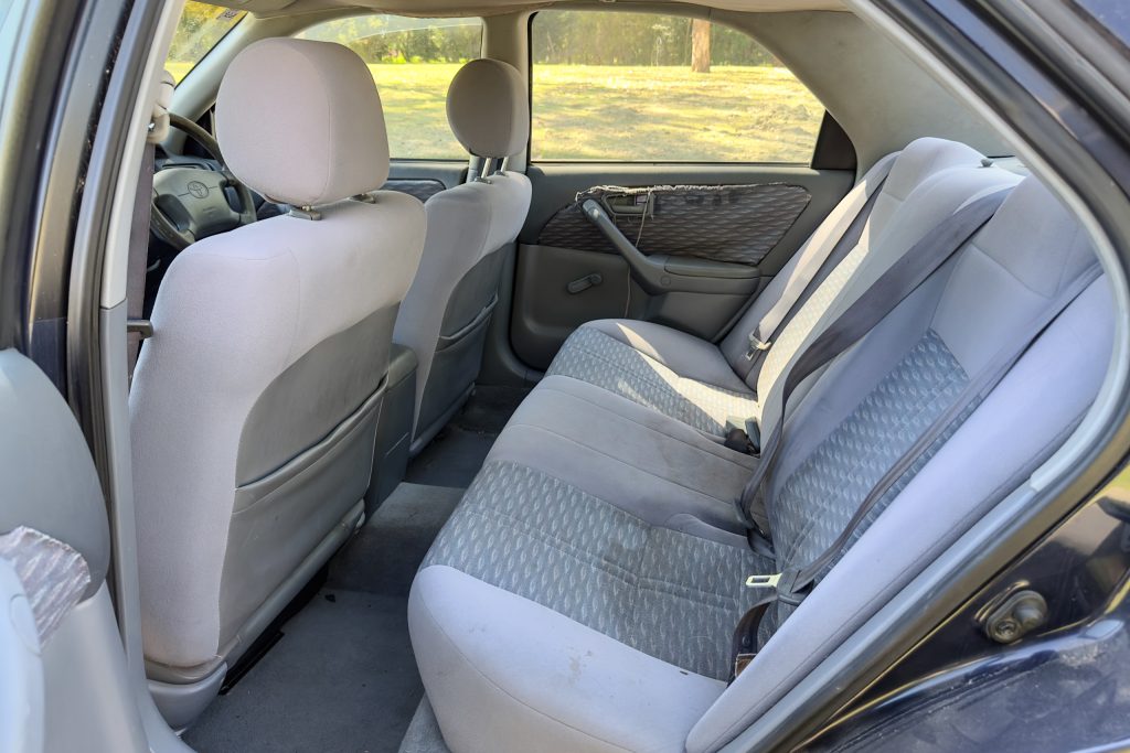 Car Image 16