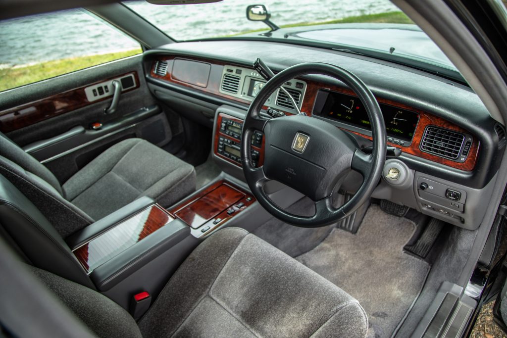 Car Image 13