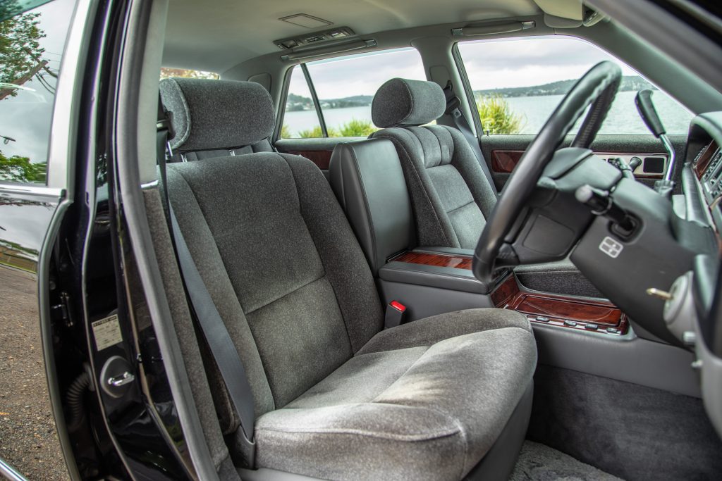 Car Image 17