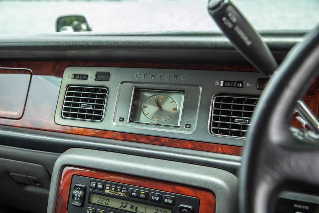 Car Image 18