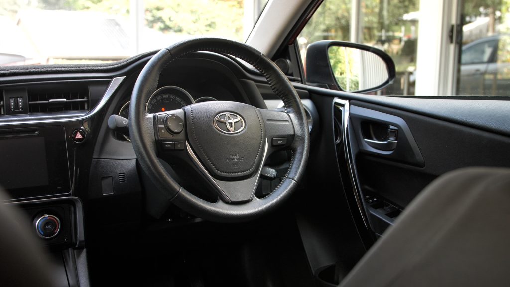 Car Image 12