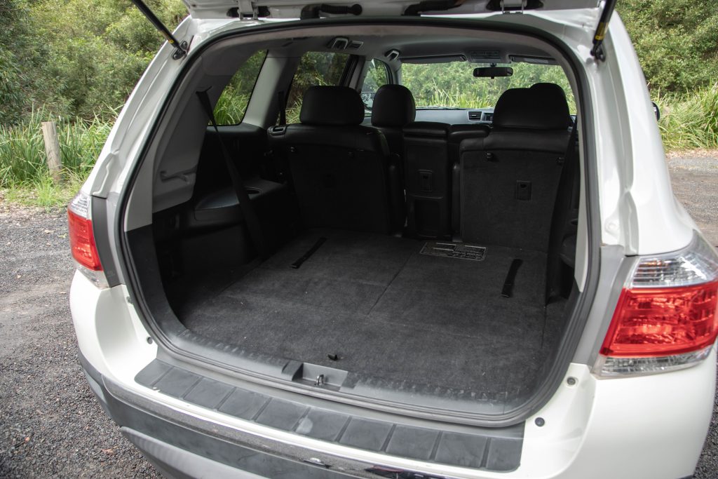Car Image 15