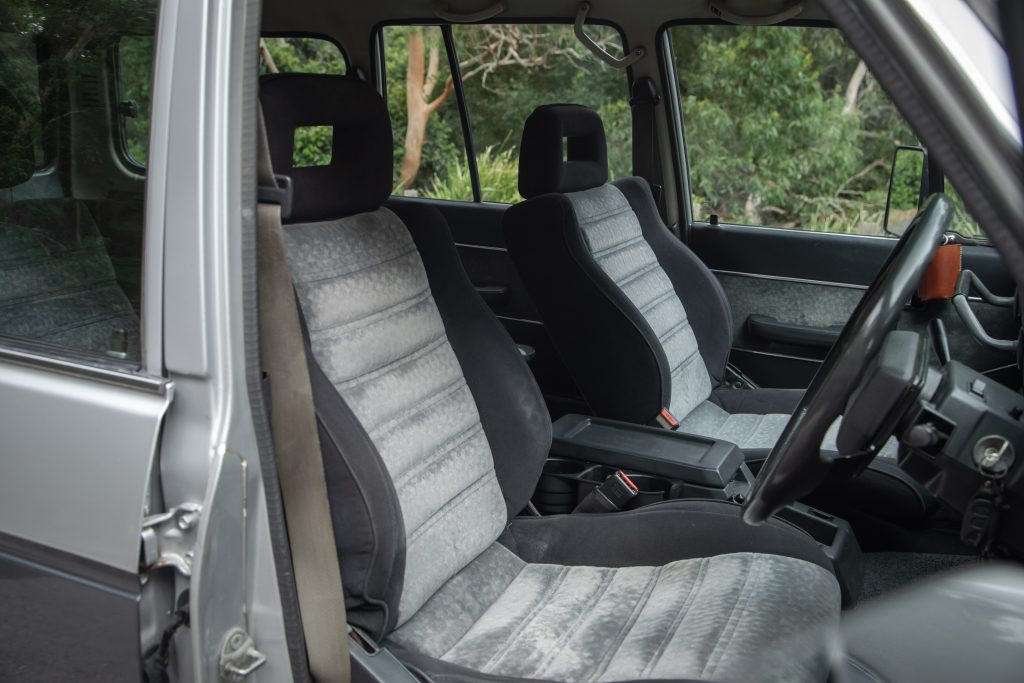 Car Image 16