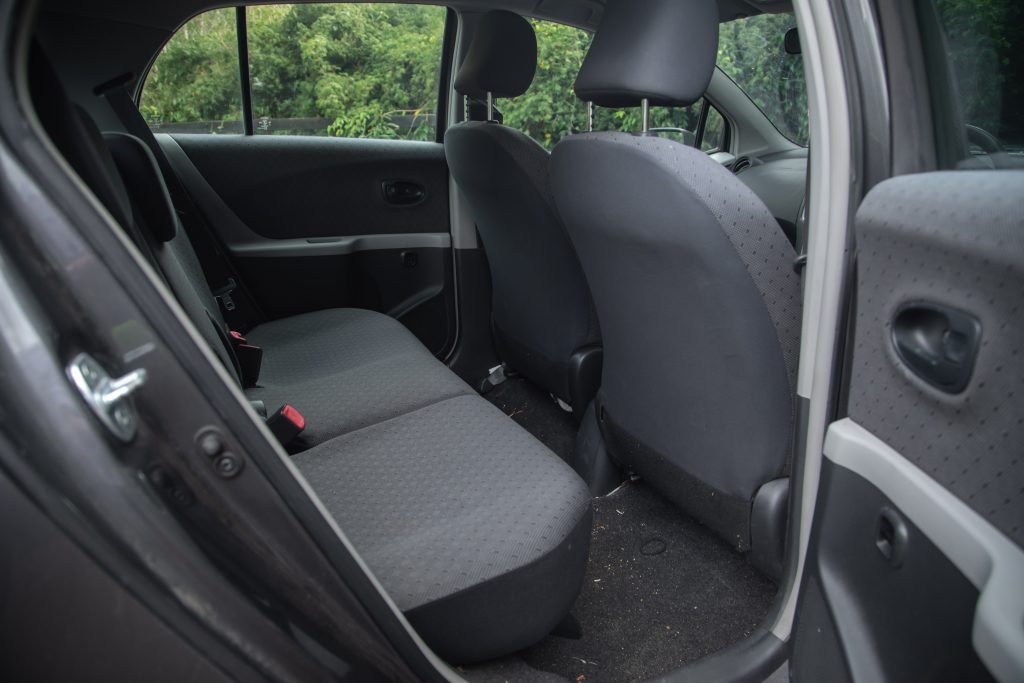 Car Image 16