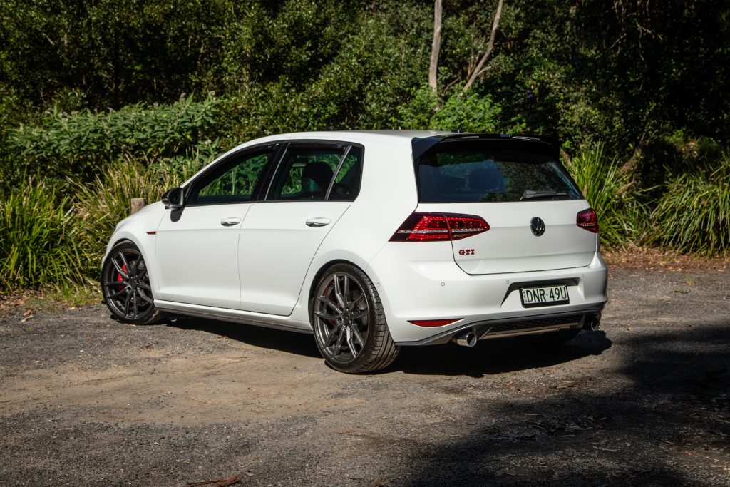 Car Image 8