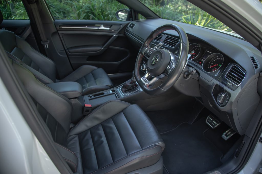 Car Image 15