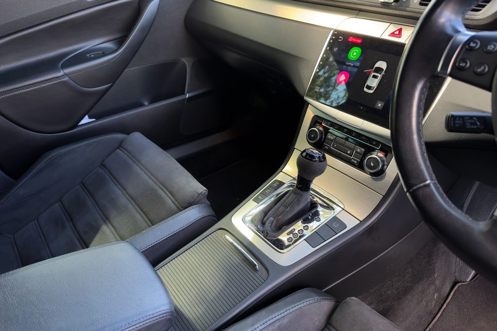 Car Image 15